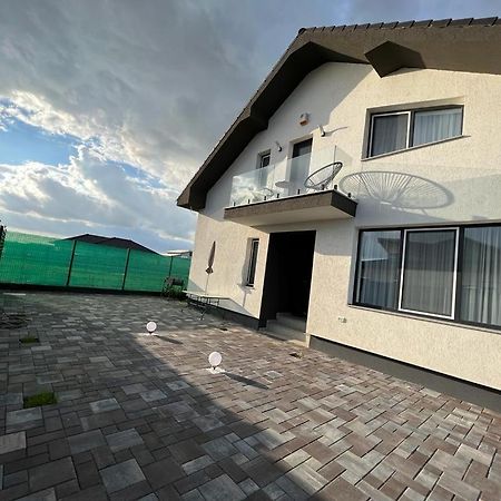 Casa Abiiani Hotel Oradea Exterior photo
